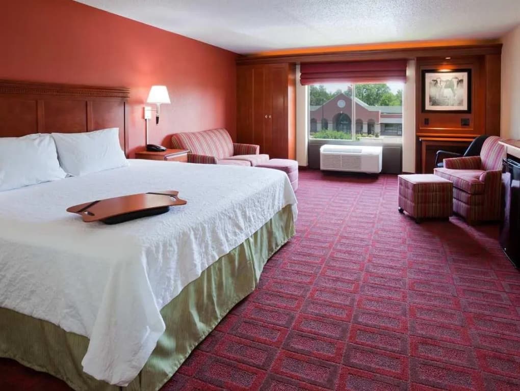 Economy room