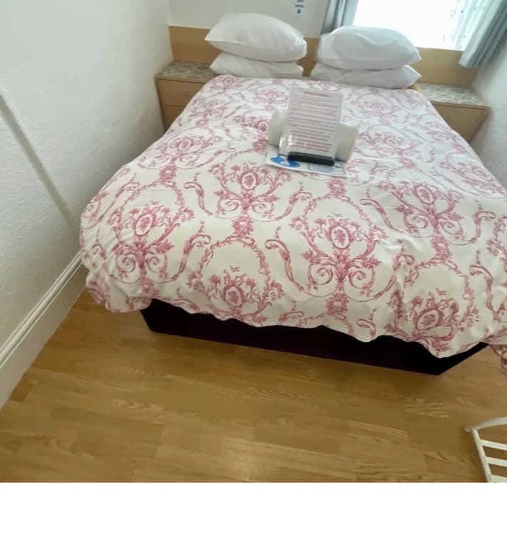 Economy Double room full double bed