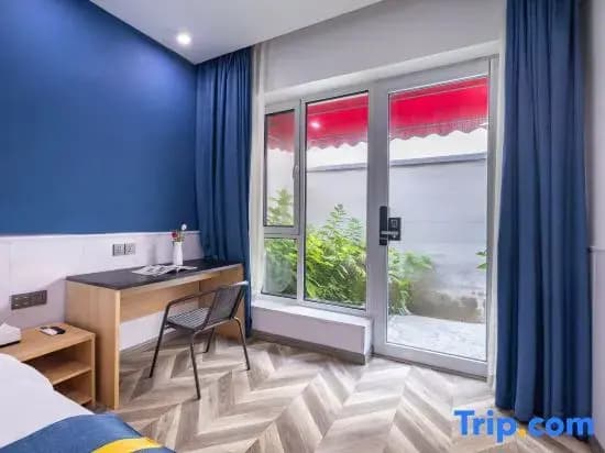 Standard Double room full double bed