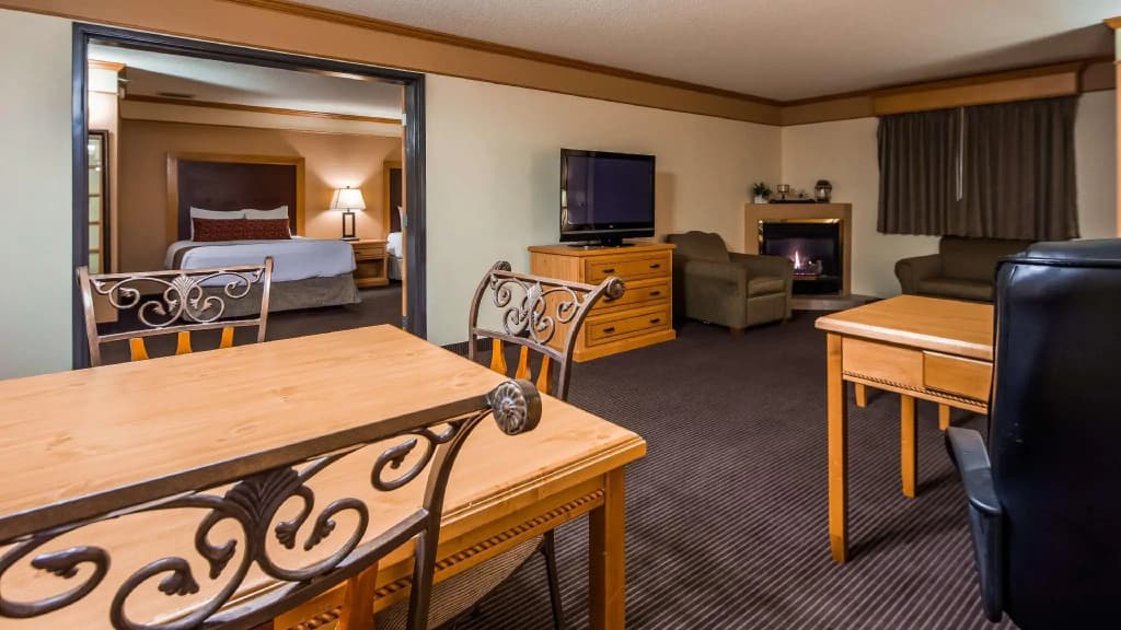 Premium Quadruple Suite