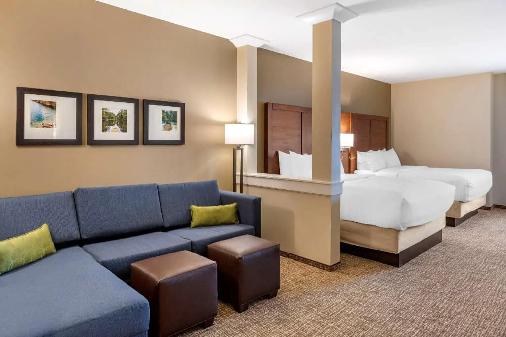 Quadruple Suite