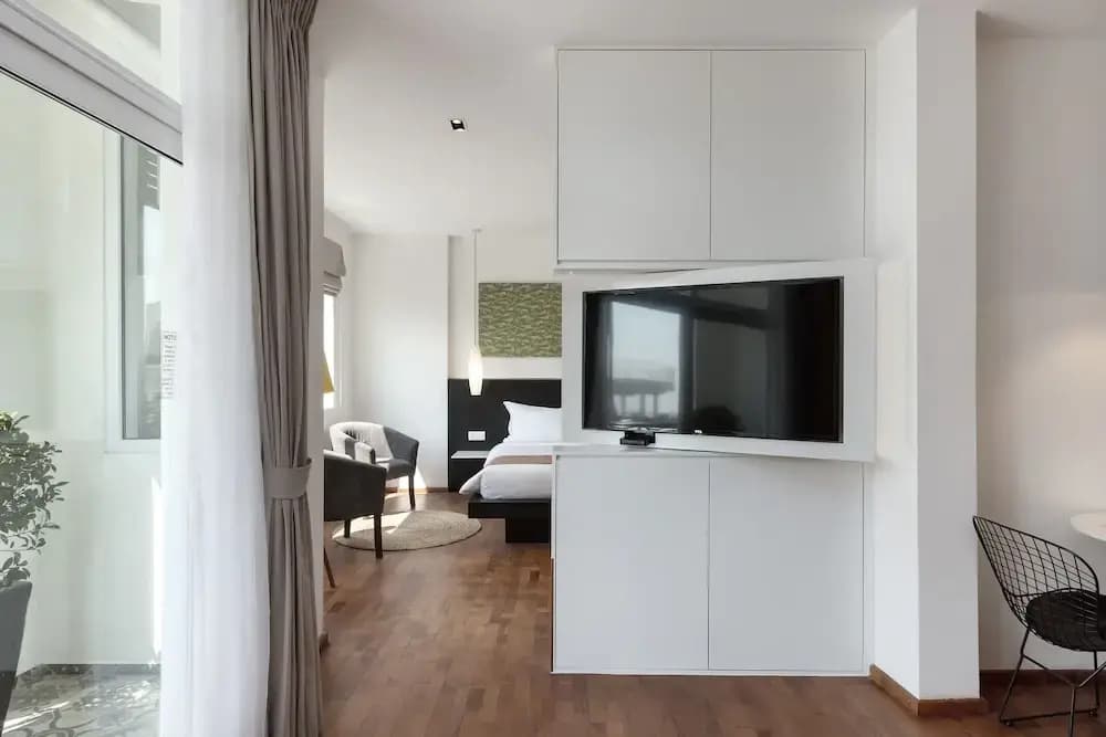 Executive Suite with balcony