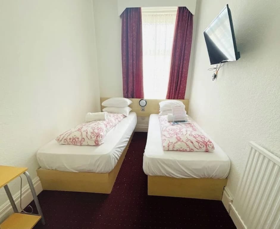 Standard Double room twin beds