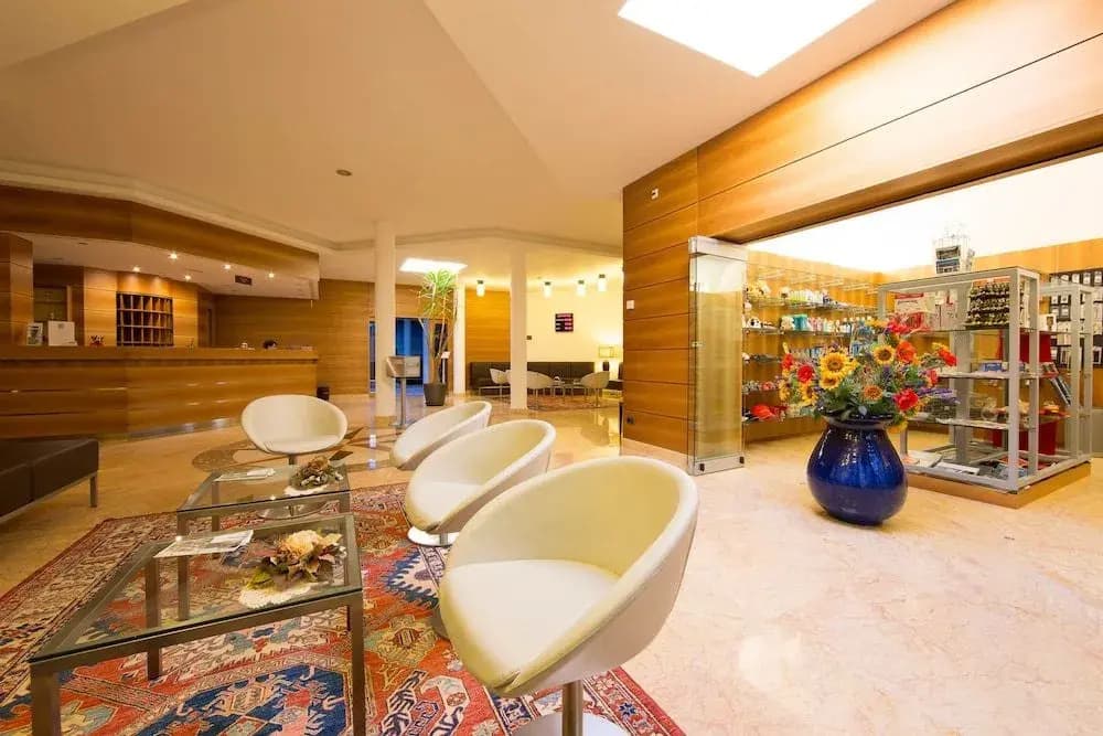 Hotel photo 14