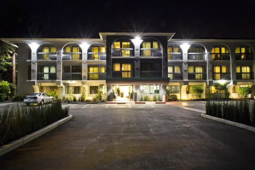 Hotel photo 1