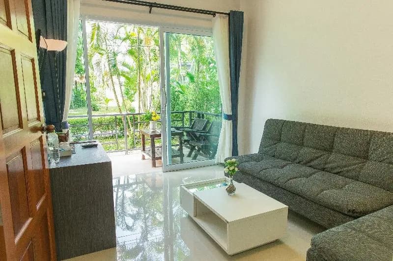 Deluxe Double room with balcony full double bed