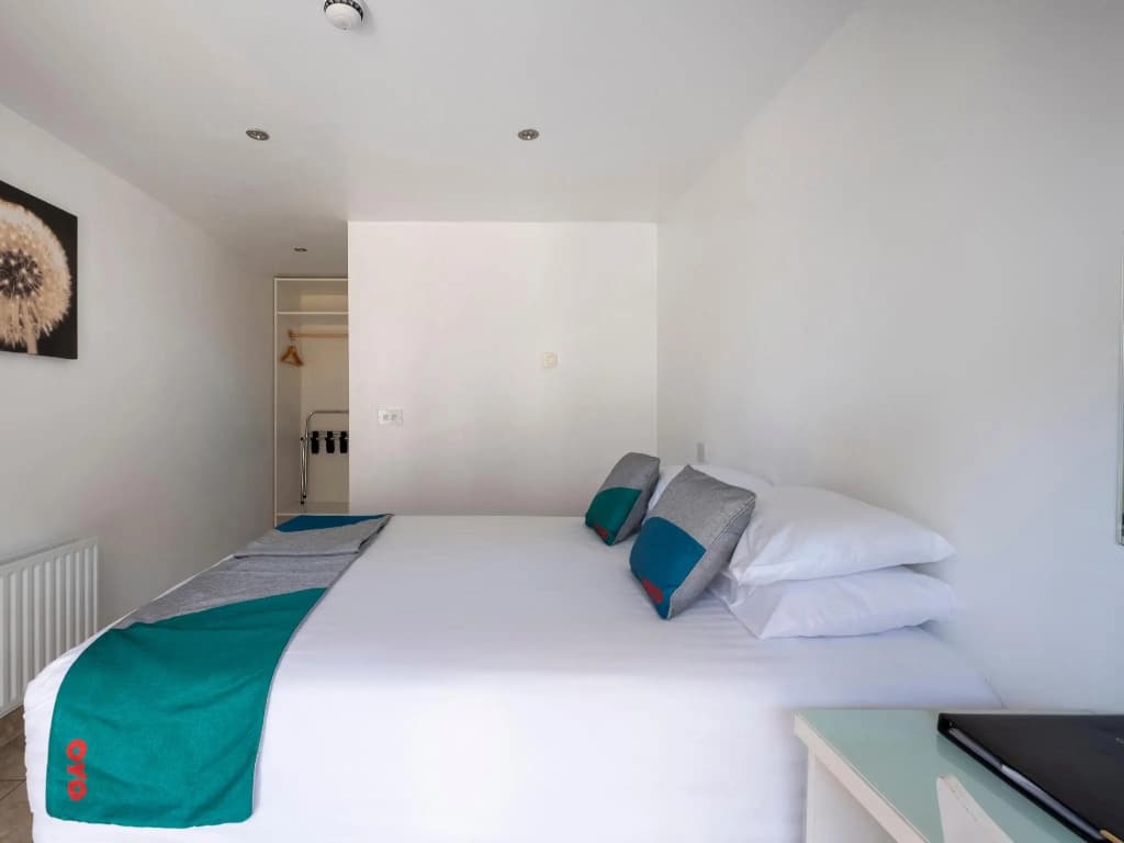Standard Double room full double bed