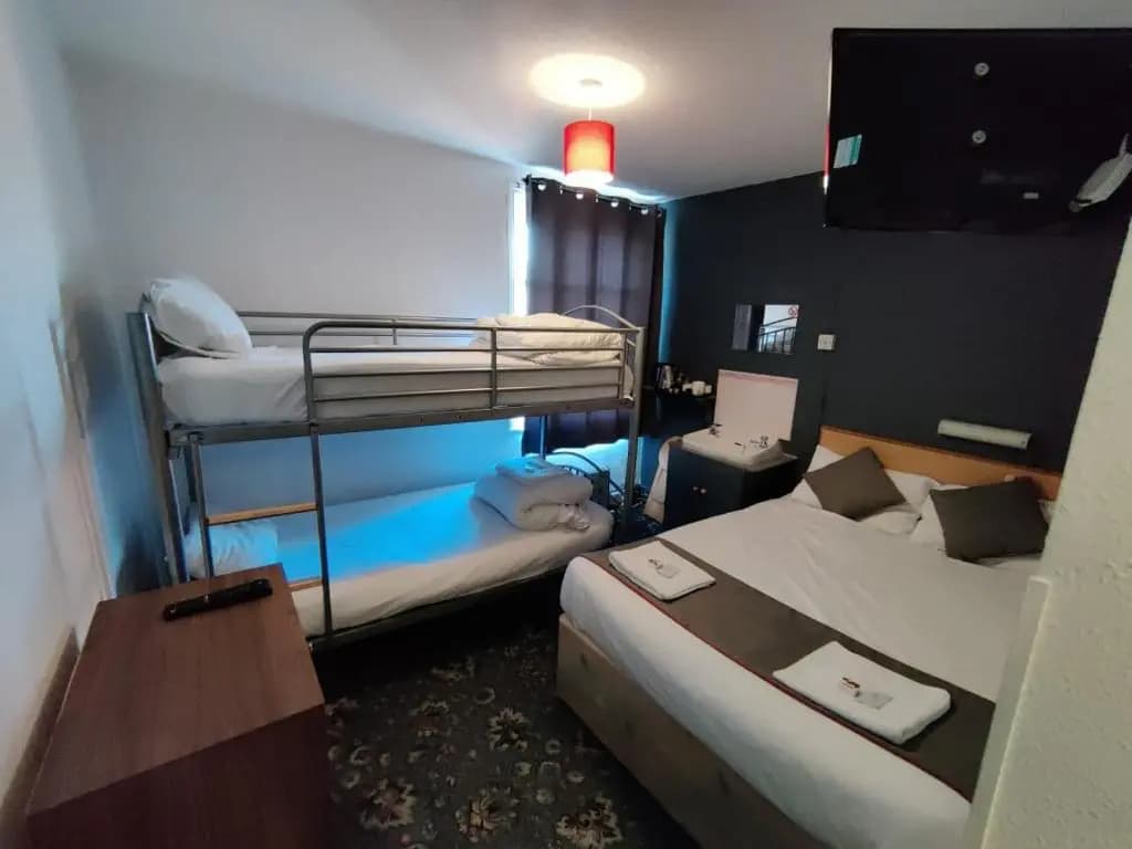 Standard Quadruple room