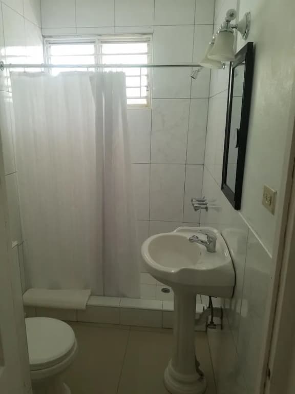 1 Bedroom Cottage with balcony and beachfront