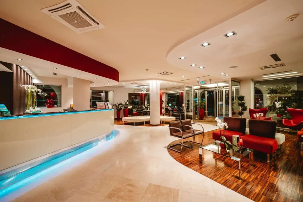 Hotel photo 2