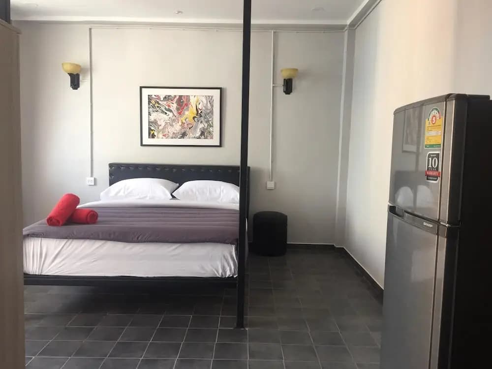 1 Bedroom Standard Triple Family room with balcony and beachfront