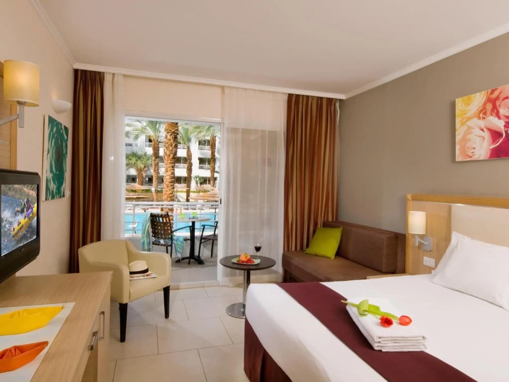 Superior Triple room