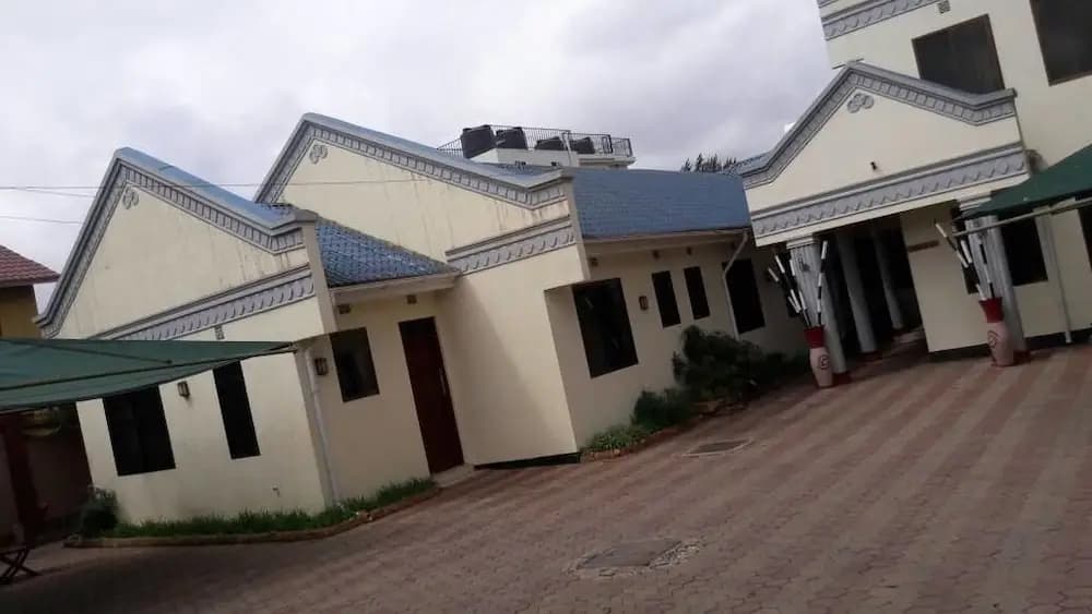 Hotel photo 1