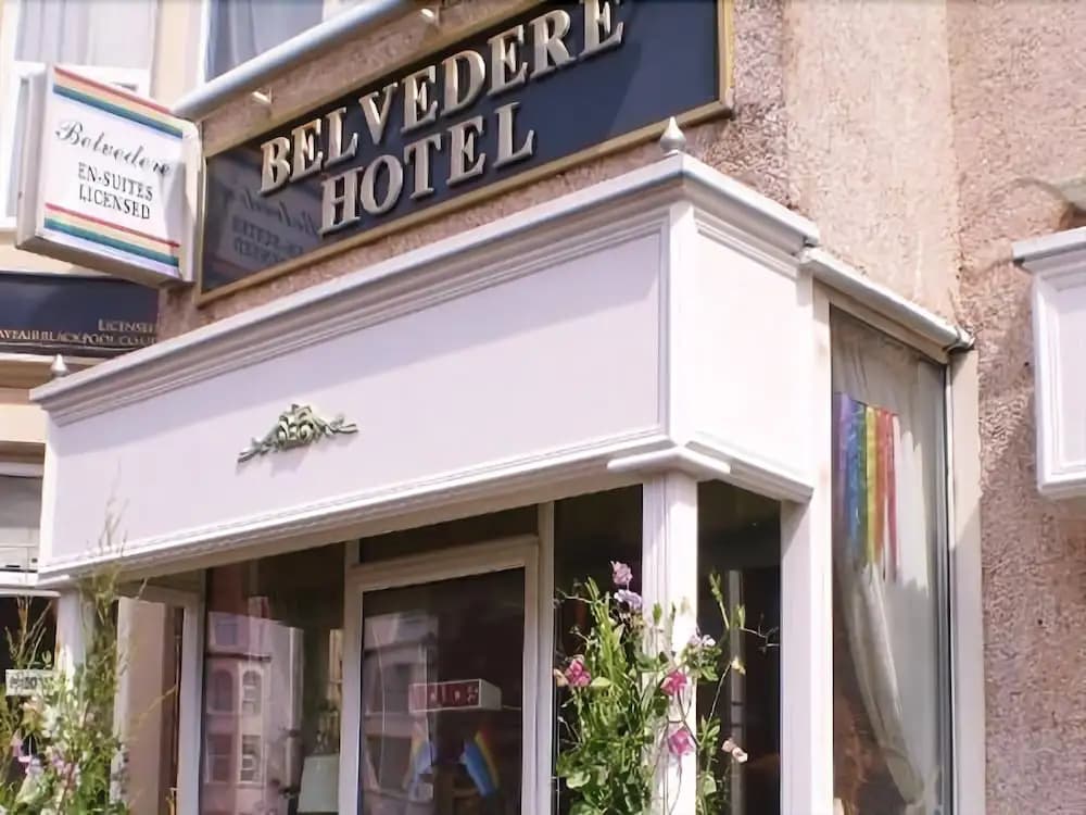 Hotel photo 1
