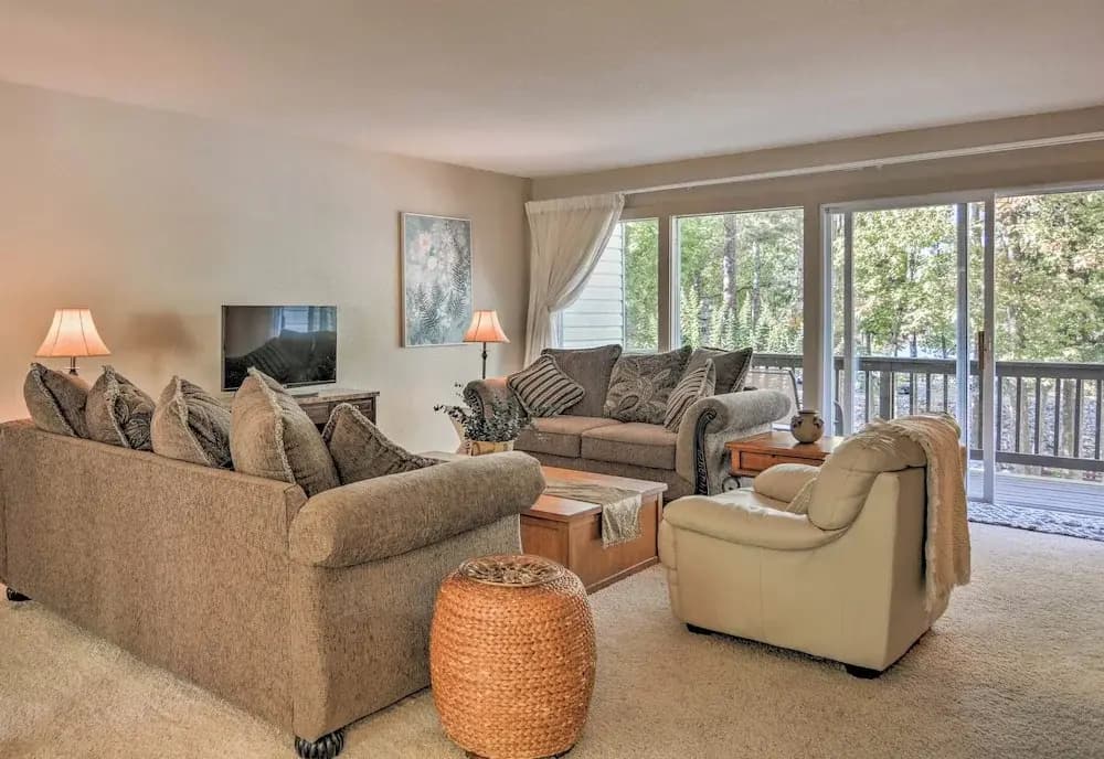 3 Bedrooms Apartment with balcony