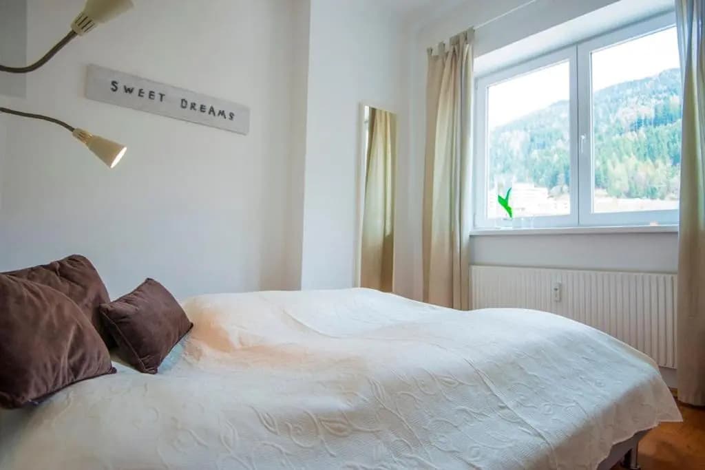 3 Bedrooms Apartment