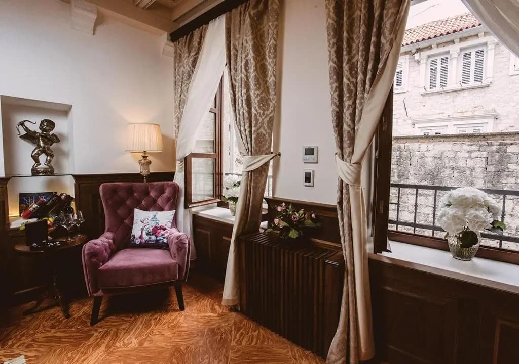 Deluxe Double room full double bed