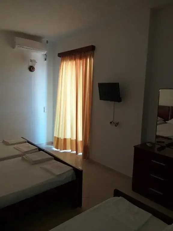 Economy room