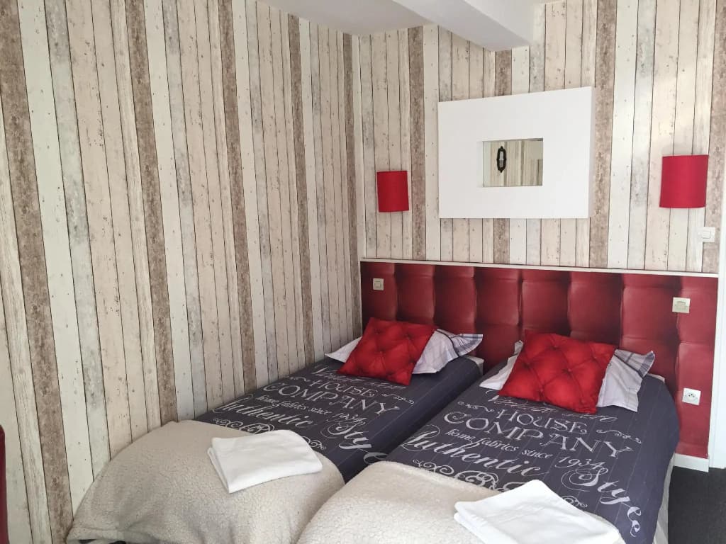 Standard Double room twin beds