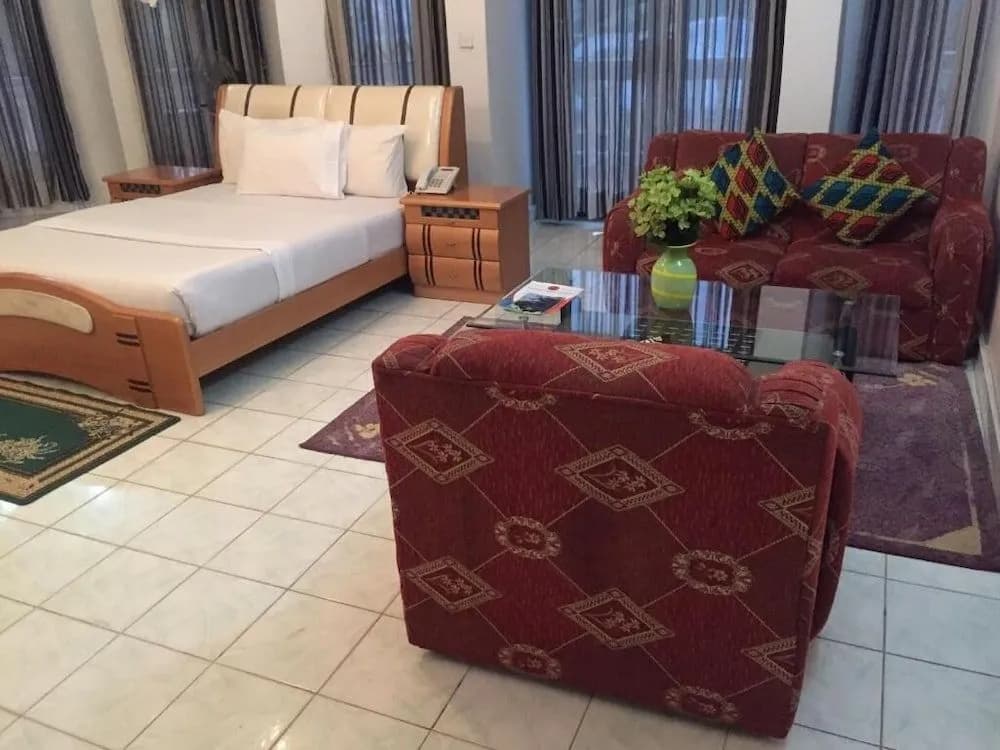 Hotel photo 13