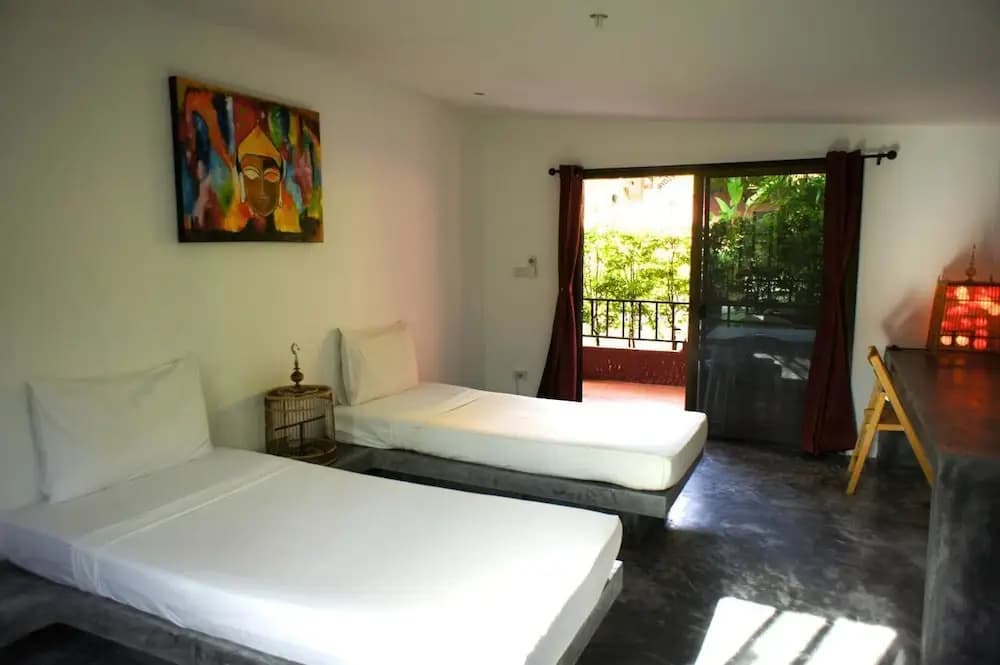 Standard Double room with garden view twin beds