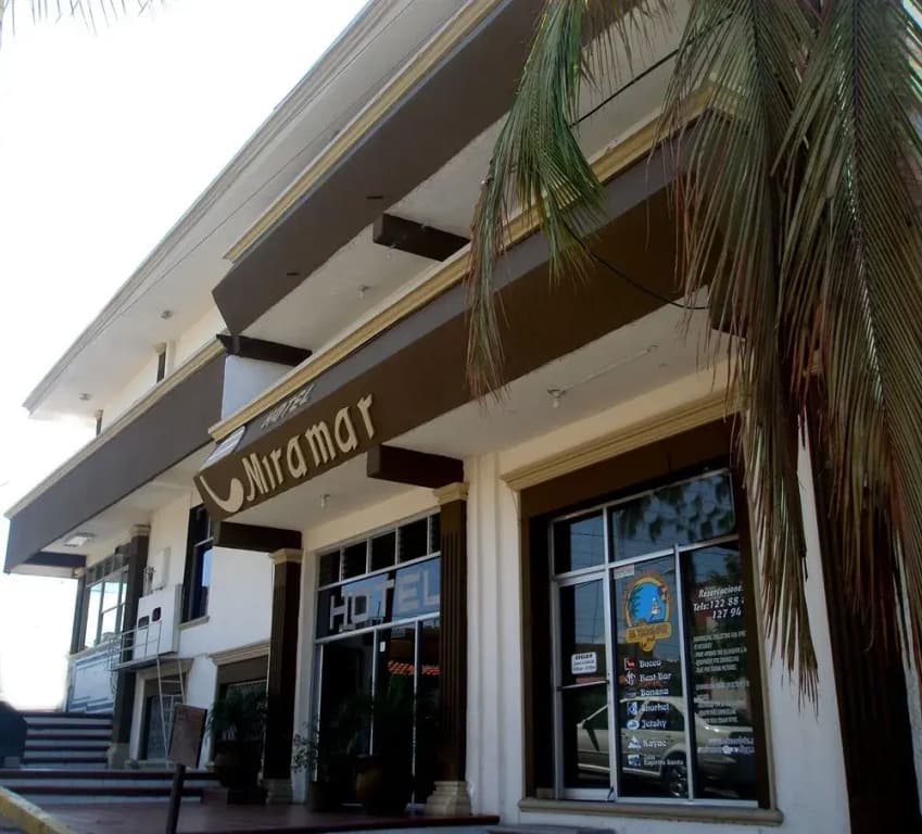 Hotel photo 1