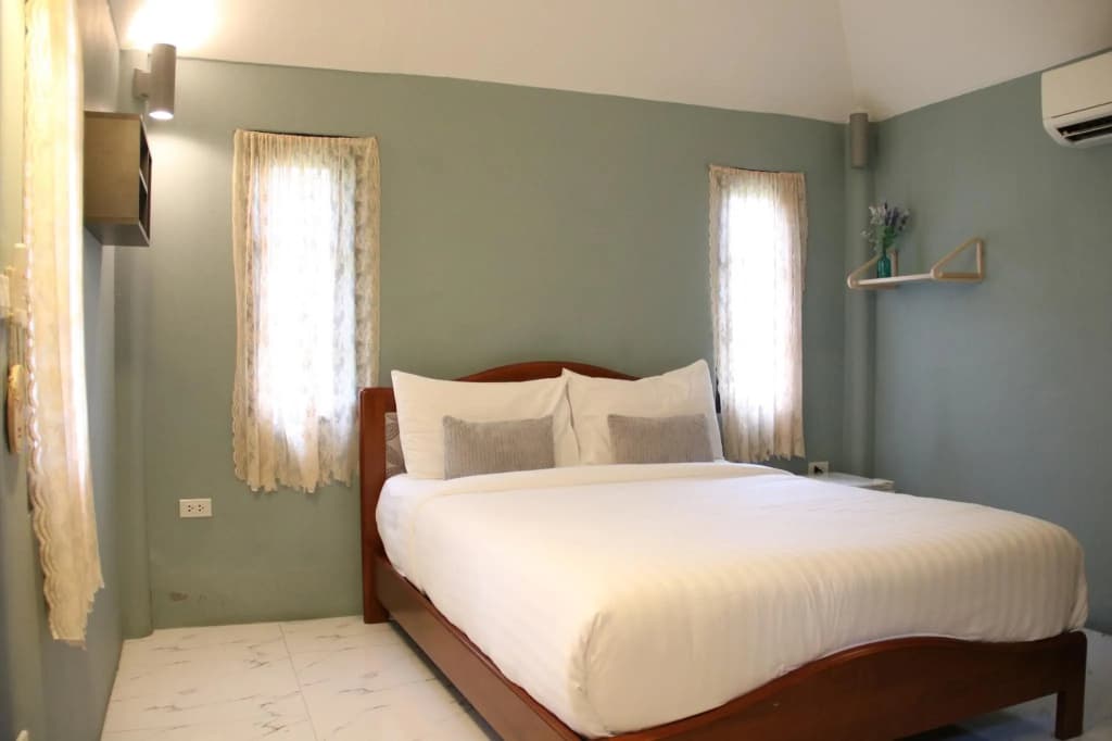 Double room full double bed
