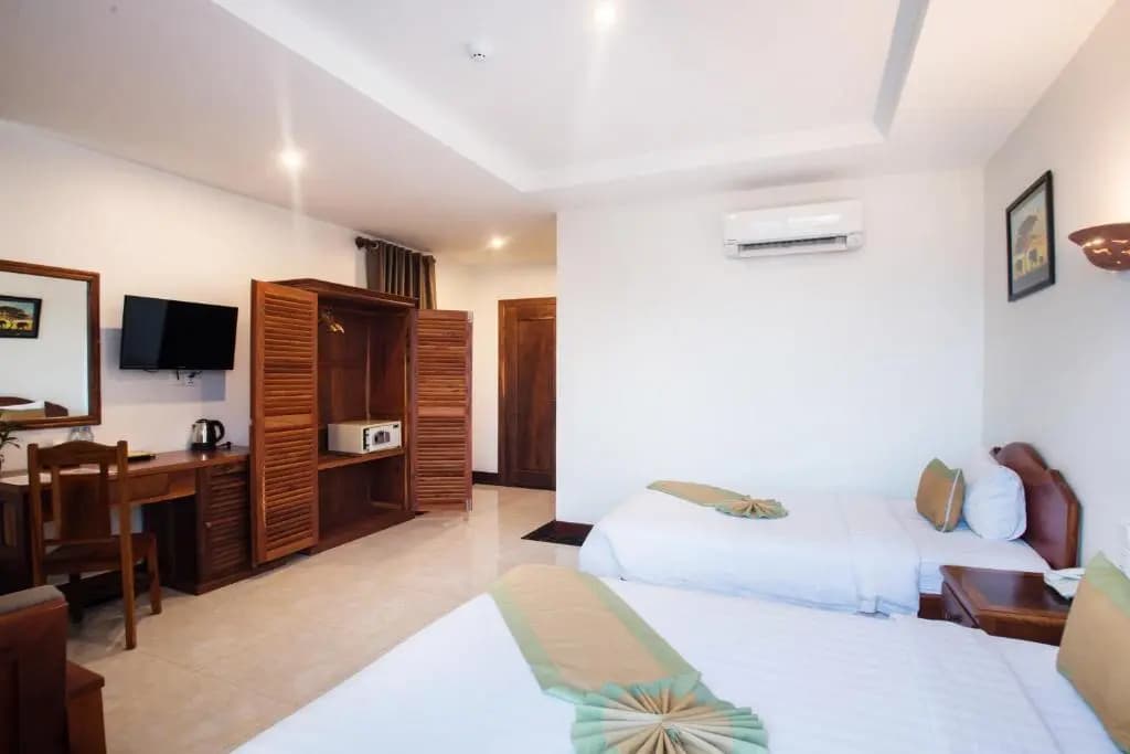 Superior Double room with city view twin beds