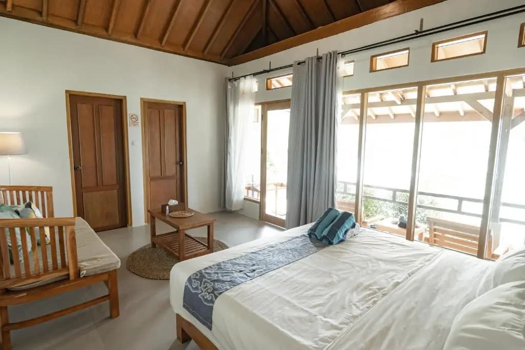 Deluxe Double room with sea view full double bed