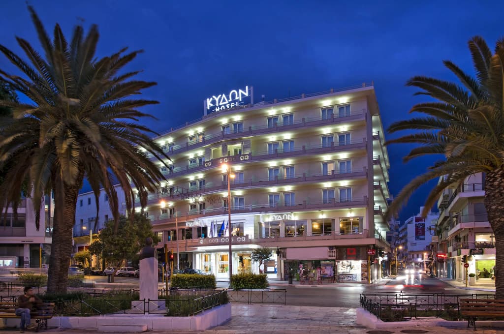 Hotel photo 1