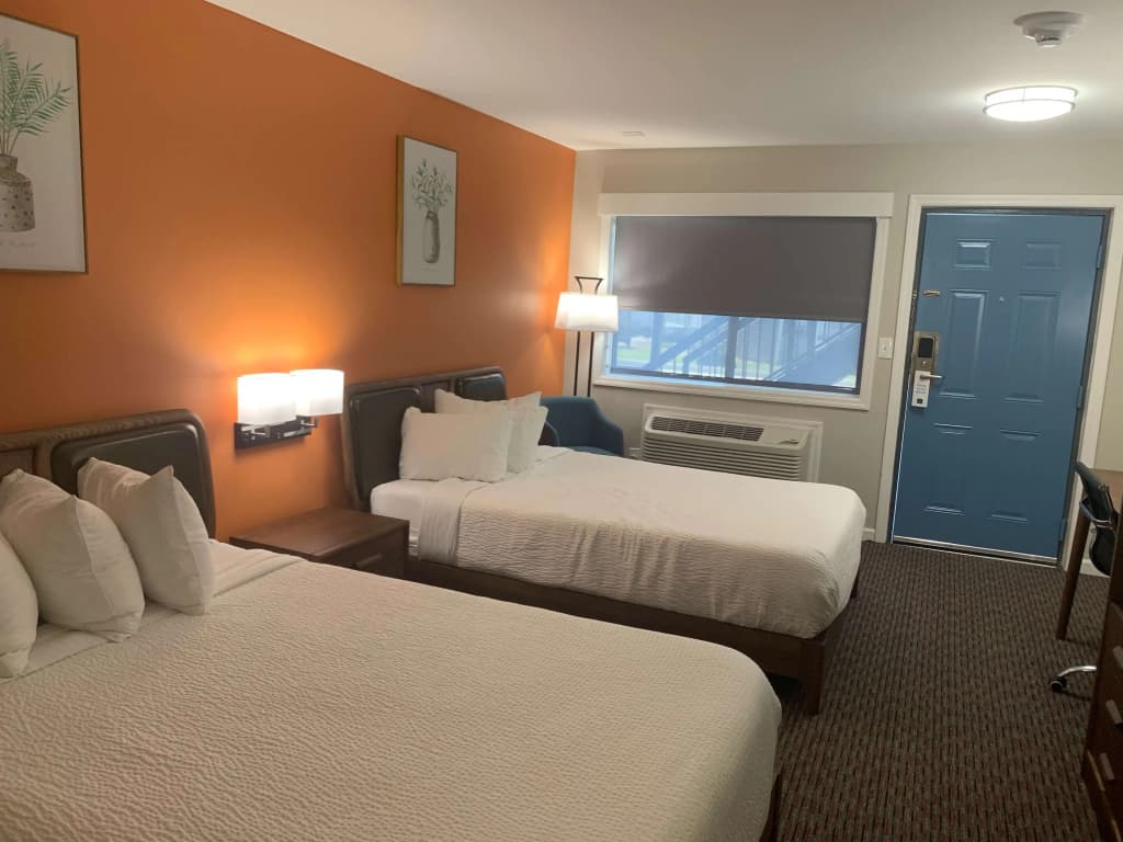 Standard Quadruple room