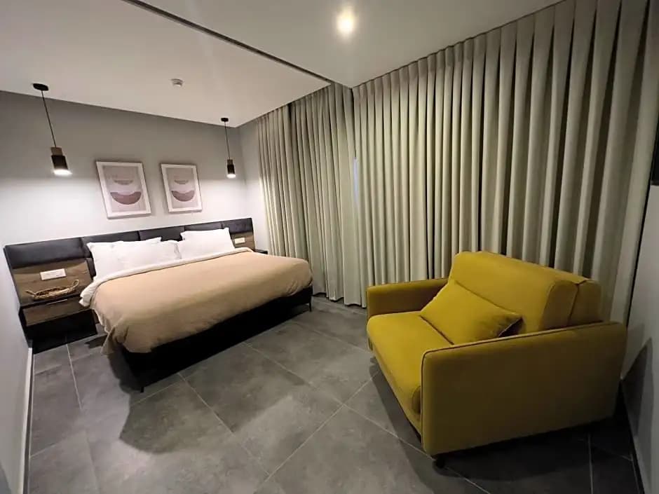 Hotel photo 1