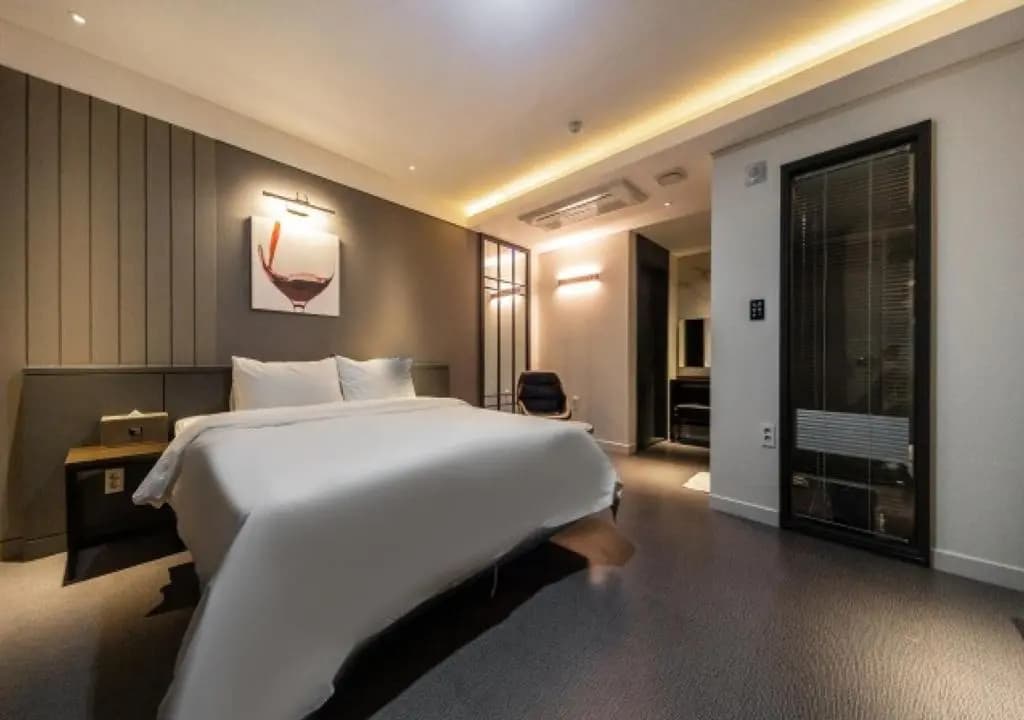 Deluxe Double room full double bed