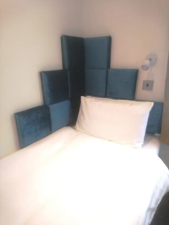 Deluxe Single room single bed