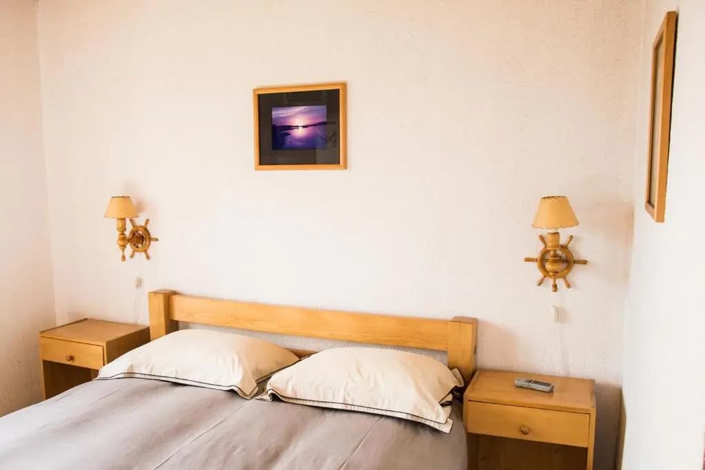 Standard Double room with sea view full double bed