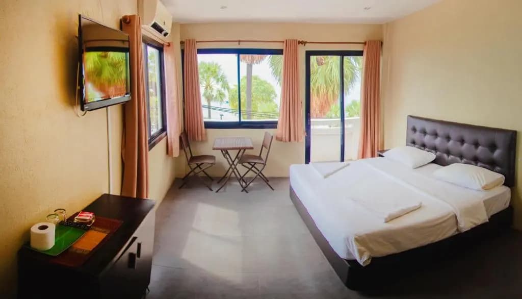 Hotel photo 11