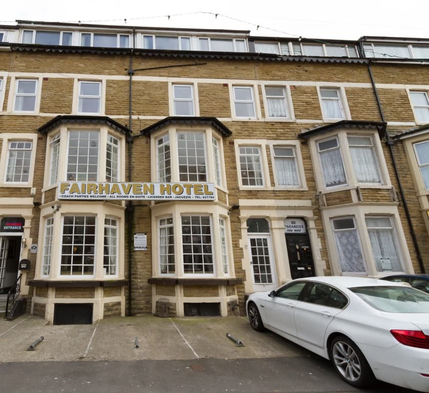 Hotel photo 1