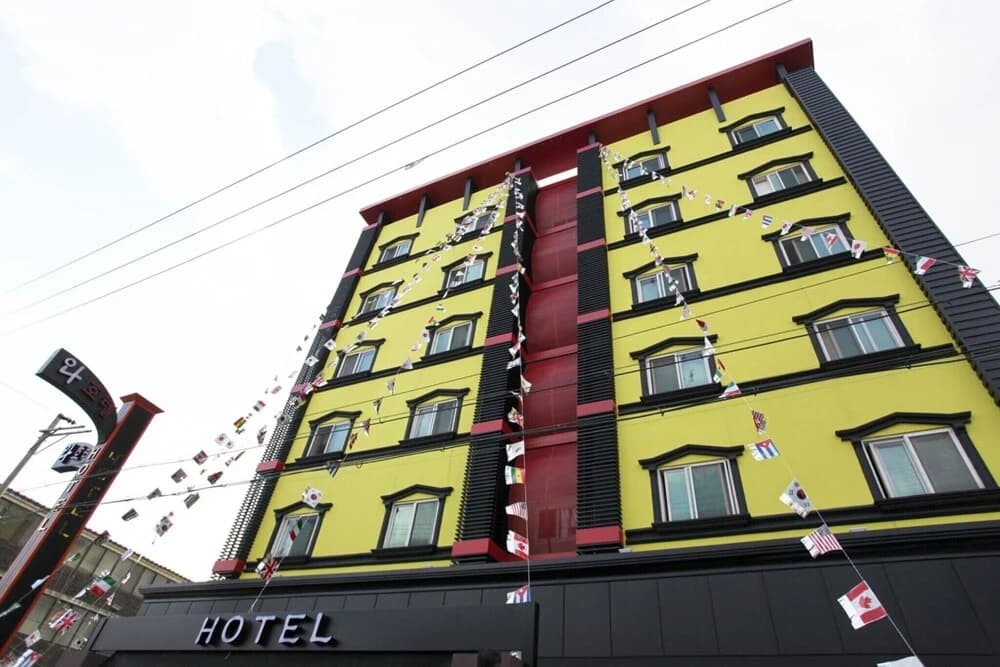 Hotel photo 1