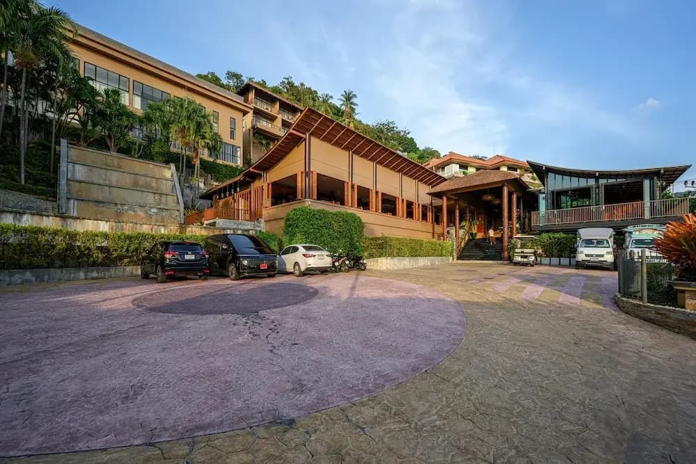 Hotel photo 1