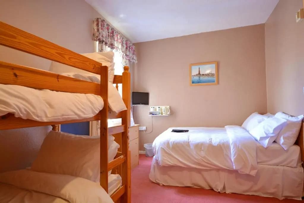 Standard Double Family room bunk bed