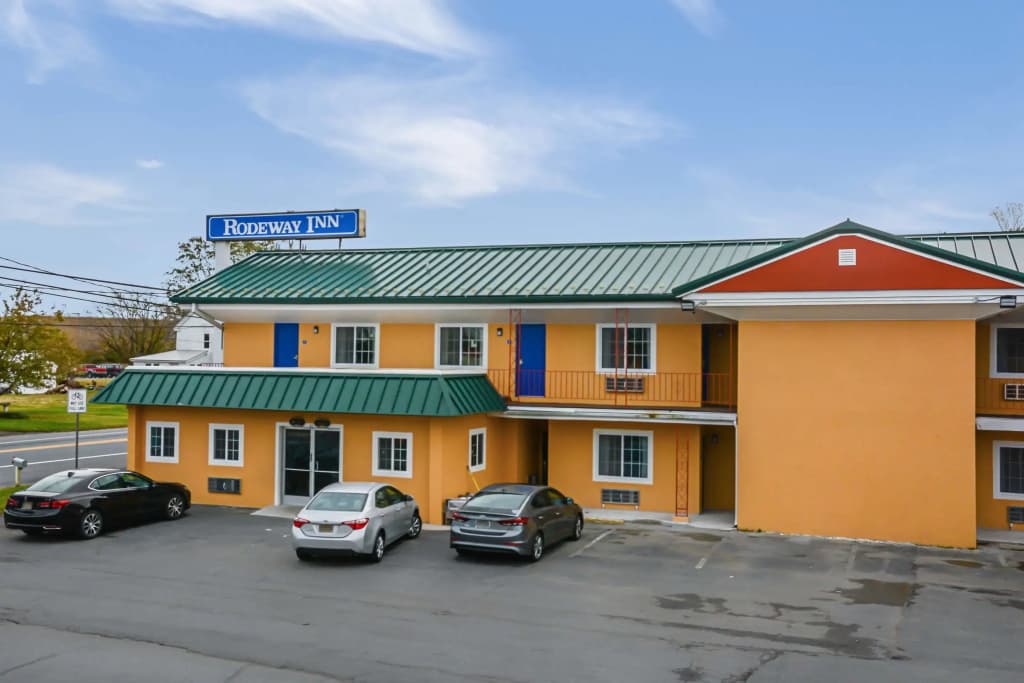 Hotel photo 1