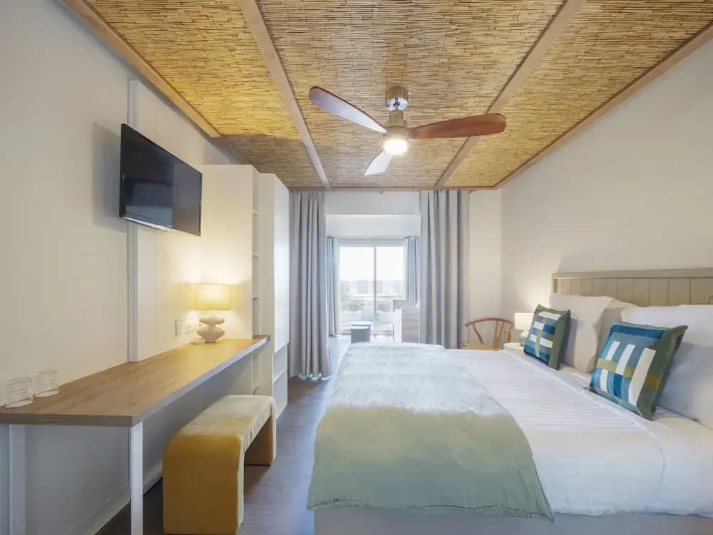 Superior Double room full double bed