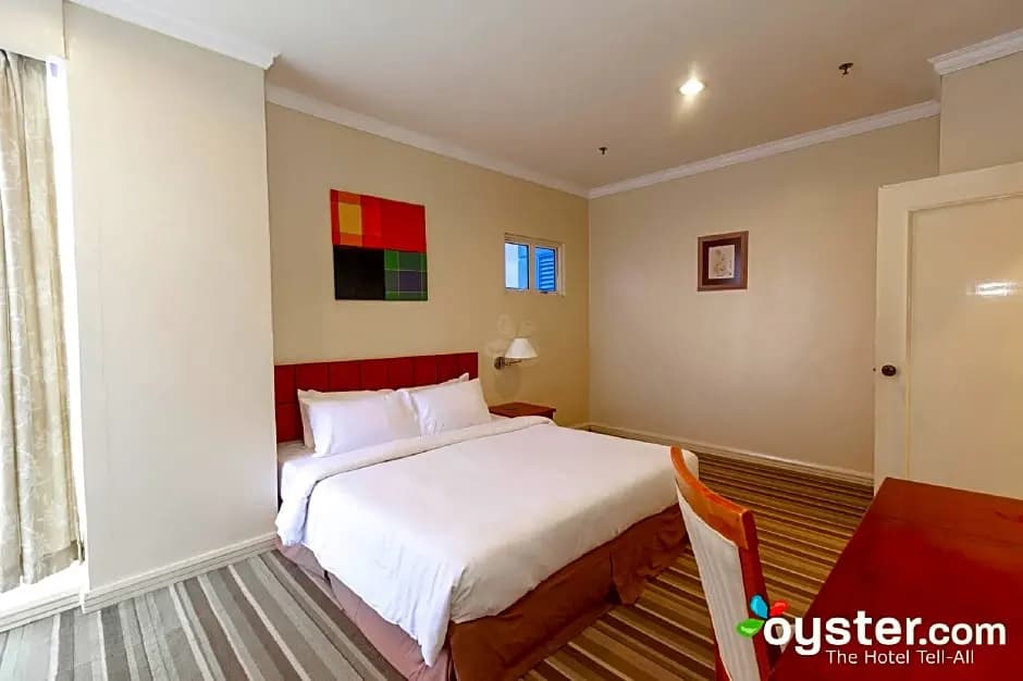 2 Bedrooms Deluxe Apartment