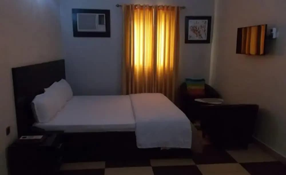 Comfort room