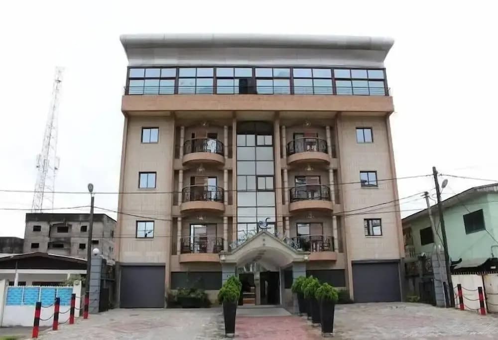Hotel photo 1