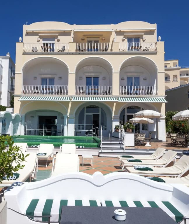 Hotel photo 1