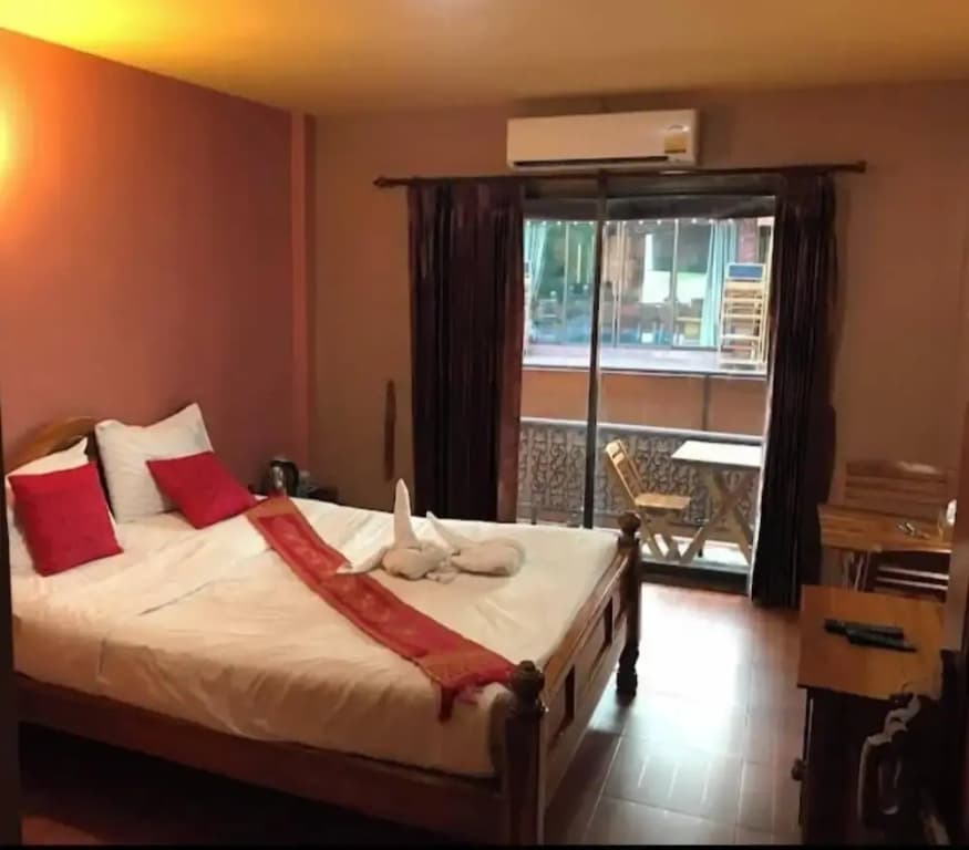 Standard Double room with balcony full double bed