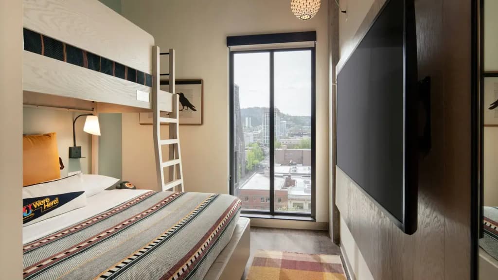 Standard Double room bunk bed