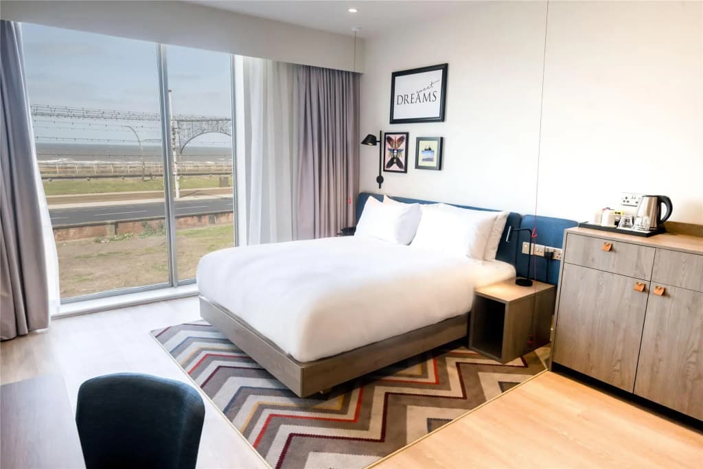 Premium Double room with sea view full double bed