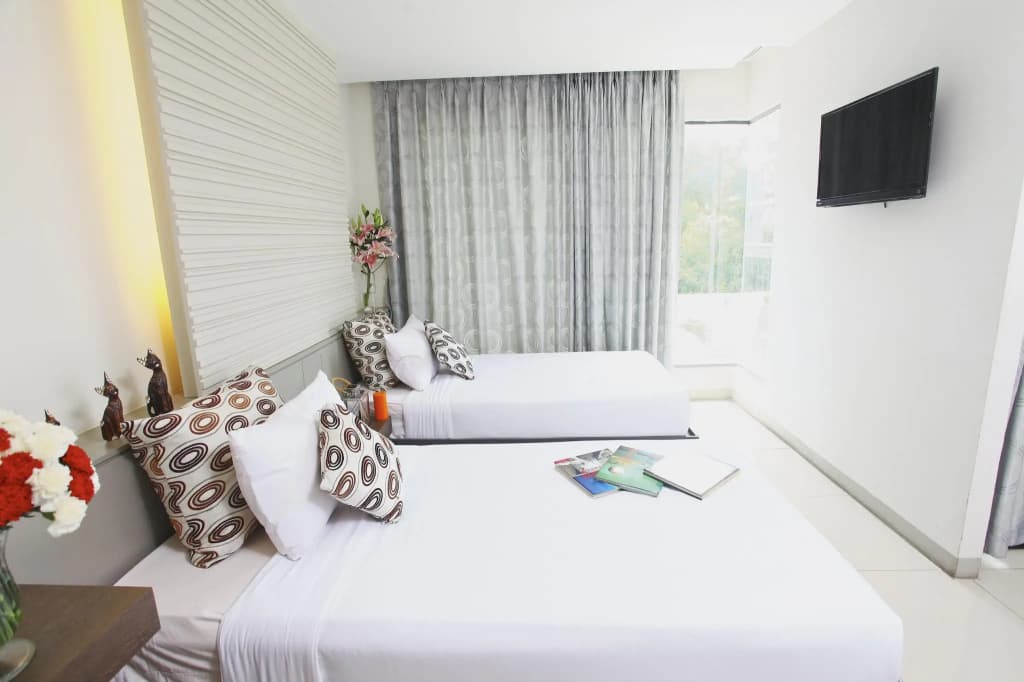 Deluxe Double room twin beds